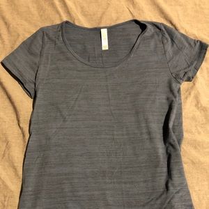 LulaRoe Classic T